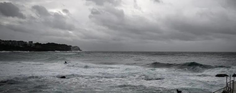 Лошо време в Нова Зеландия: Властите предупреждават за силни бури и проливни дъждове