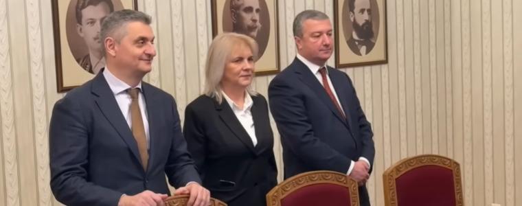 Мая Димитрова вече не е заместник-председател на парламентарната група на БСП