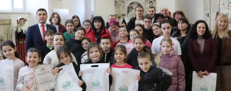 Музеят в Генерал Тошево награди участниците в конкурса „Мой град-история и настояще”