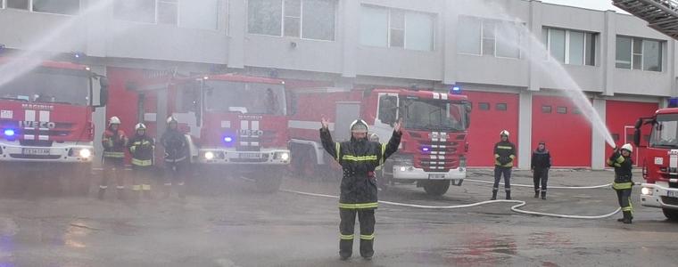 С ритуал и много аплодисменти РД „ПБЗН“-Добрич изпрати в заслужена пенсия Илмаз Кяшифов (ВИДЕО)