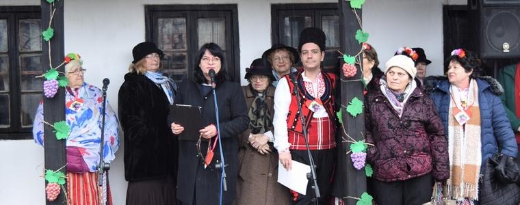 С ритуално зарязване на лозата в Каварна отбелязаха в аванс Трифон Зарезан