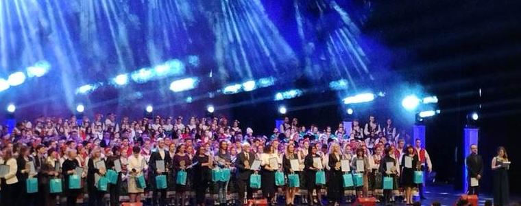 Ученици от СУ „Св. Климент Охридски“ участваха в спектакъла „Архипелаг от таланти“ в НДК