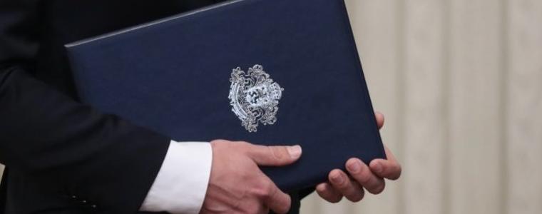 Утре Гюров отива на “Дондуков” 2, представя кабинета на Йотова