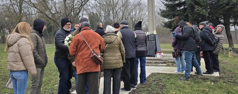 В Добрич бе почетена паметта на жертвите на комунизма (СНИМКИ)