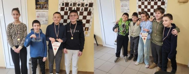 Излъчиха победителите по шахмат за ученици от I-IV клас и V-VII клас от ученическите игри 