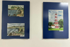 Изложбата „Стражът на млечната светлина, която ни връща у дома“ гостува в Окръжния съд 