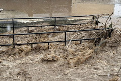 Положението в с. Батово се подобрява, пътят Добрич - Албена е отворен, но изисква вснимателно шофиране (СНИМКИ)
