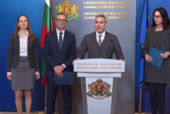 Премиерът иска от ресорните министри мерки за облекчаване натиска на високите сметки за ток