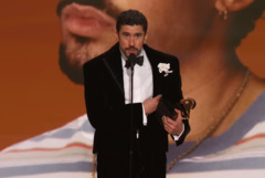 Сблъсък между музика и политика на наградите "Грами"