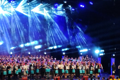 Ученици от СУ „Св. Климент Охридски“ участваха в спектакъла „Архипелаг от таланти“ в НДК