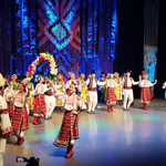 Ансамбъл „Добруджа“ откри празниците на фолклорното изкуство в Благоевград (СНИМКИ)