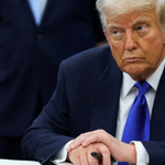 Тръмп нарече Куба "фалирала" и я призова за споразумение с Вашингтон