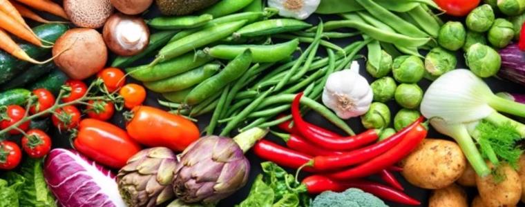 Чушките поскъпнаха с 58 процента на дребно тази седмица, портокалите и крушите поевтиняха, сочат данните на САПИ