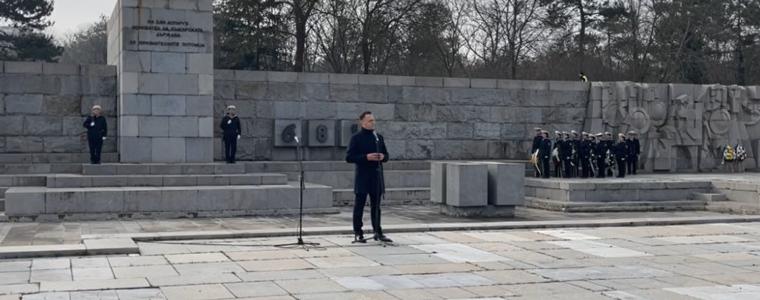 Кметът на Добрич: Свободата е отговорност, единството е сила