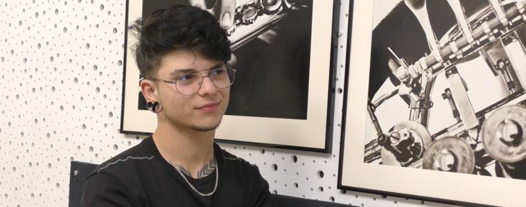 Младият творец Желязко Михайлов за пътя на словото и живота с поезия (ВИДЕО)