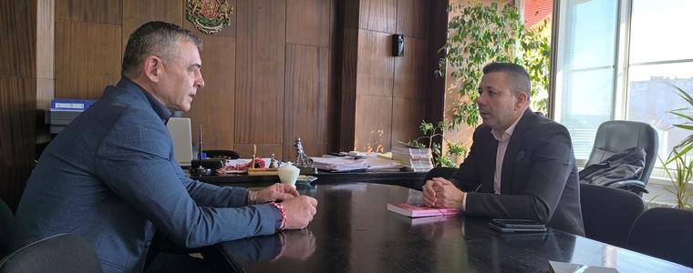 Областният управител обсъди организацията на изборния процес с директора на РД ПБЗН