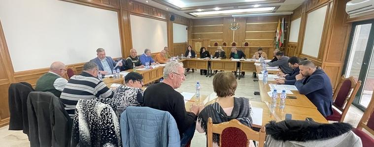Партии и коалиции се събраха на консултации за СИК в община Добричка  (ВИДЕО)