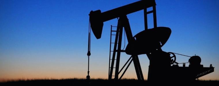 Петролът поевтиня след споразумението между Ирак и Турция