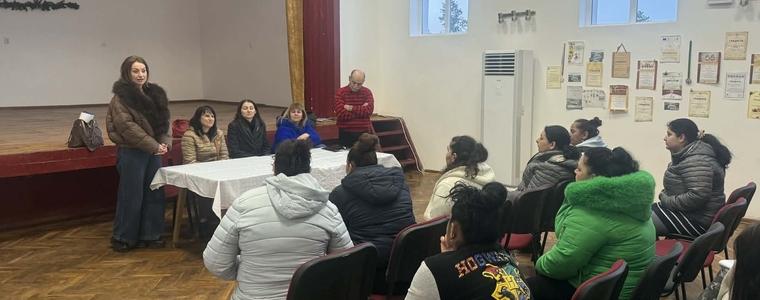 ПГТОЛП-Добрич с изнесена родителска среща в село Одърци