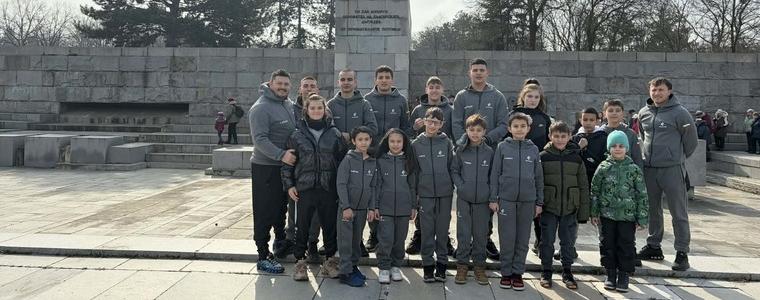СК „Бушидо“ почете героите на Националния празник (СНИМКИ)