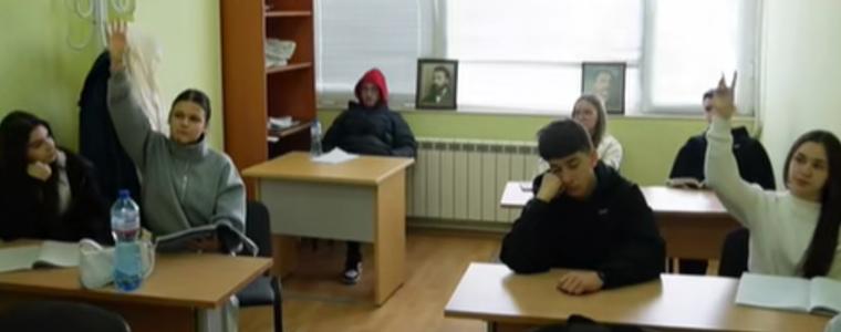 Ученици от ЧПГТП „Райко Цончев“ участват в конкурс на Община Благоевград за Деня на търпението