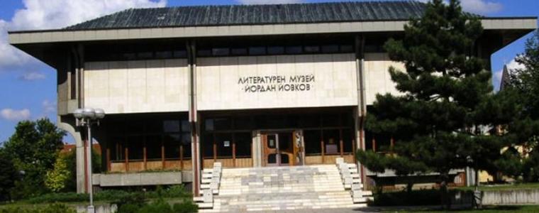 Удължават срока за конкурс „Възкресения“ до 1 май