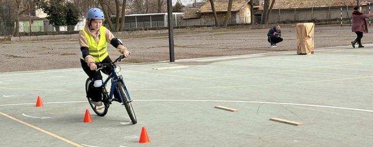 Успешно първо издание на общинския кръг по безопасност на движението в Шабла