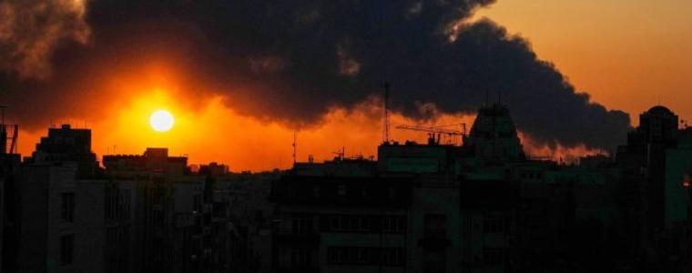 Войната в Близкия изток: САЩ разреши покупката на ирански петрол, мярката е временна