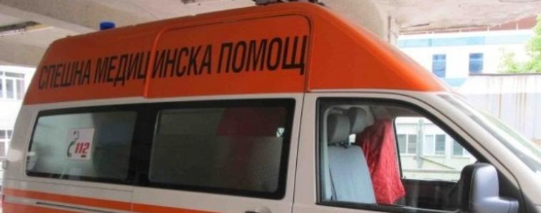 Взърастен водач пострада след челен удар по пътя между две балчишки села