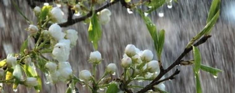 Застудяване и валежи от дъжд и сняг през новата седмица