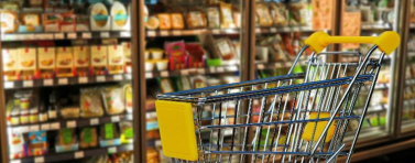 Преди Великден: Агнешкото очаквано поскъпва, вдигат се и цените оранжерийните зеленчуци