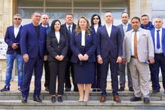 Коалиция ГЕРБ-СДС регистрира листата си за Добрич (ВИДЕО)