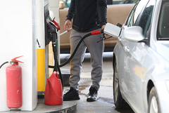 Компенсации за горива: Над 1 милион българи ще получават до 20 евро месечно