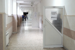 Неучебен, но присъствен да е денят след изборите - 20 април, предлагат от МОН