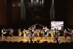 Спектакълът „Живата памет на времето“ на ПФА „Добруджа“ отново завладя публиката (ВИДЕО)