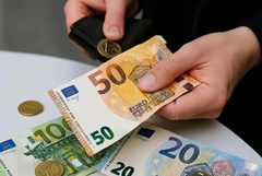 Средният осигурителен доход за януари е 1006,70 евро