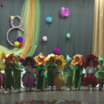 Децата от Бранище поздравиха майки и баби с празничен концерт за 8 март (ВИДЕО)