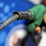 Горивата стигнаха почти 1,50 евро за литър, транспортният бранш предупреждава за скок на цените на услугите