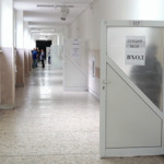 Неучебен, но присъствен да е денят след изборите - 20 април, предлагат от МОН