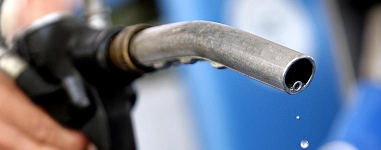 Цената на петрола скочи до 105 долара за барел след речта на Тръмп