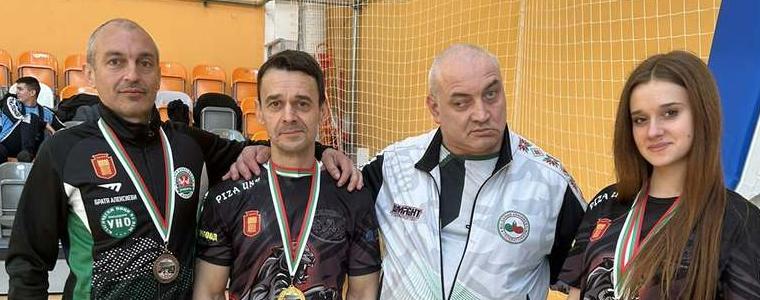 Четири медала за СК „Хищник“ в първия ден от държавното първенство по канадска борба