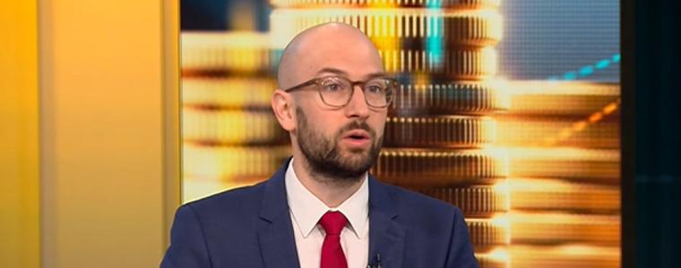 Георги Клисурски посъветва редовния кабинет да съкрати "раздутите разходи", преди да предприема нови мерки