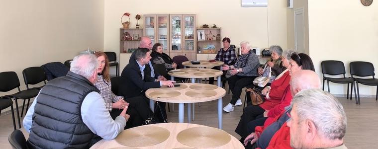 Жители на община Крушари: Държавата да наблегне на работата с младите хора 