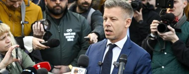 Мадяр спечели разгромна победа над Орбан