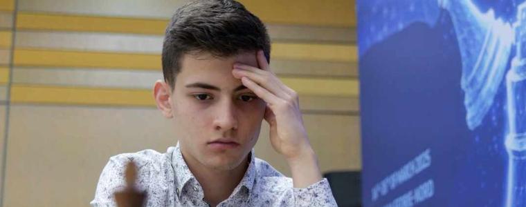 Момчил Петков с четвърти успех на европейското по шах