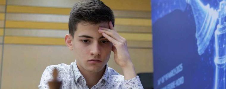 Момчил Петков с нова победа на европейското по шах