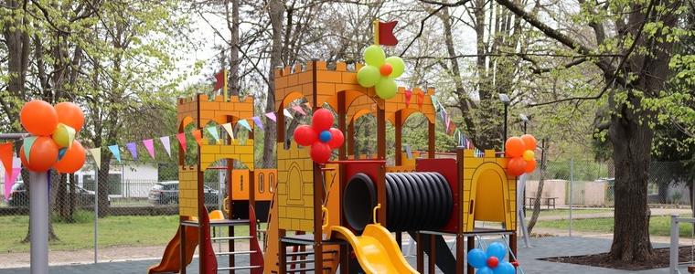 Нова детска площадка откриха в СУ „Никола Й. Вапцаров“ в Генерал Тошево