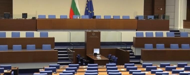 Президентът Илияна Йотова свиква Народното събрание в четвъртък