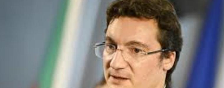 Ще поискам от Националния съвет на БСП вот на доверие, не го ли получа, подавам веднага оставка, каза Крум Зарков