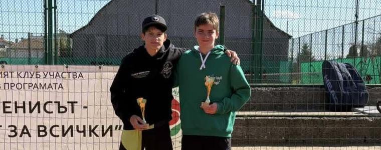 ТЕНИС: Николай Рачев с титла на двойки от държавен турнир в Свиленград